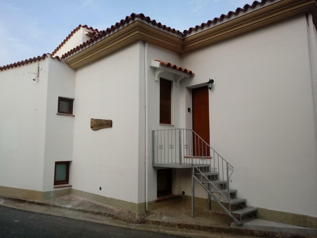 Appartamento Su Survaju Irgoli Exterior foto